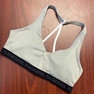Flag nor Fail sports bra, medium
